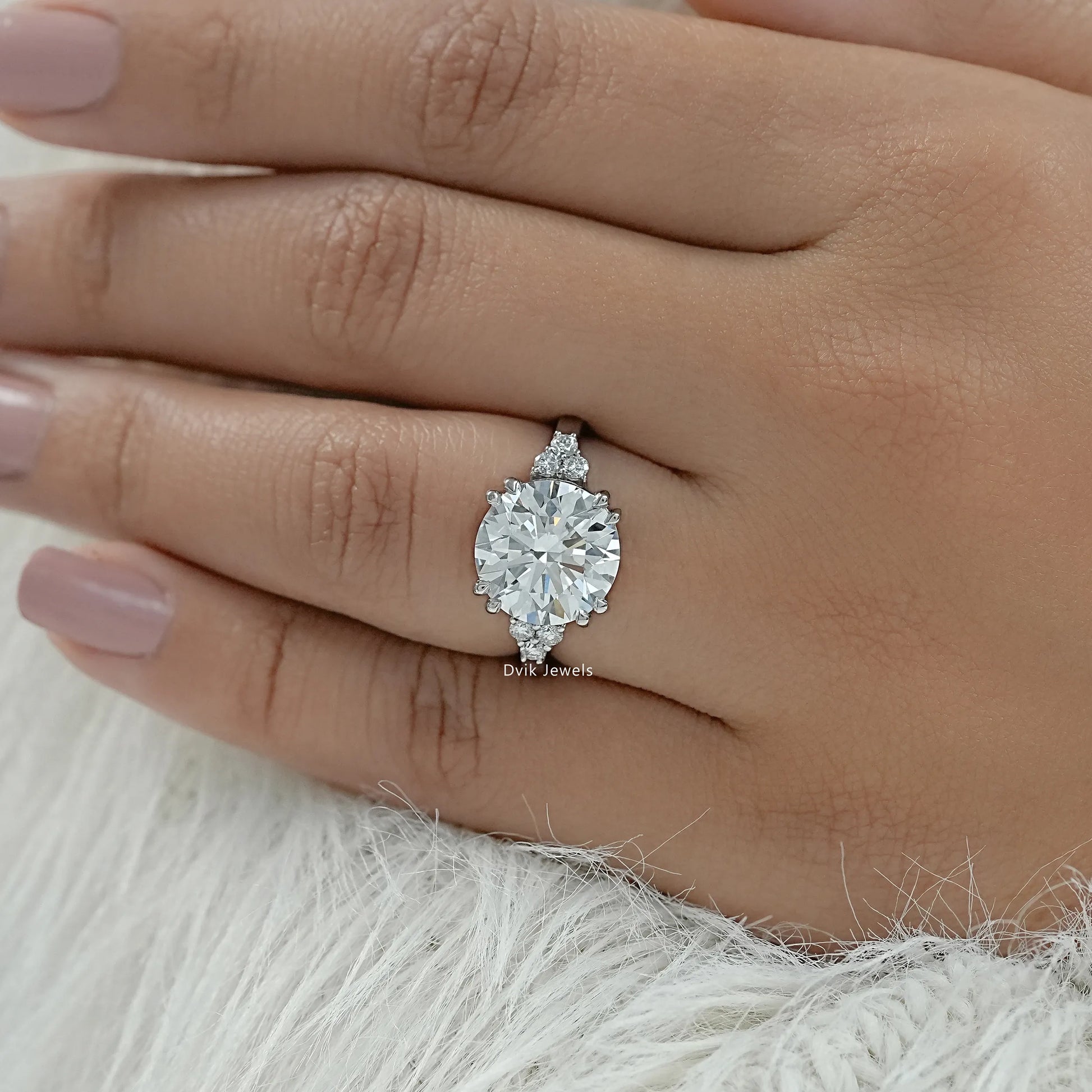 Vintage cluster diamond rings double prong engagement ring on hand top view