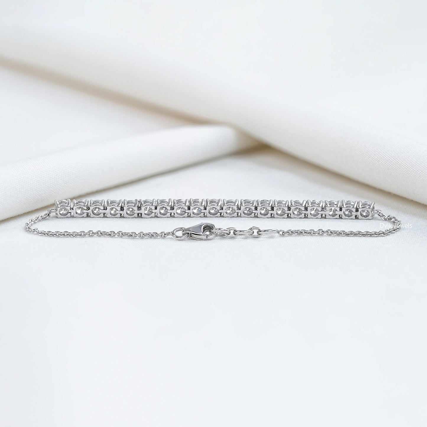 Round Lab Grown Diamond Chain Bracelet