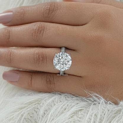 Diamond rings with side diamonds engagement ring round top view