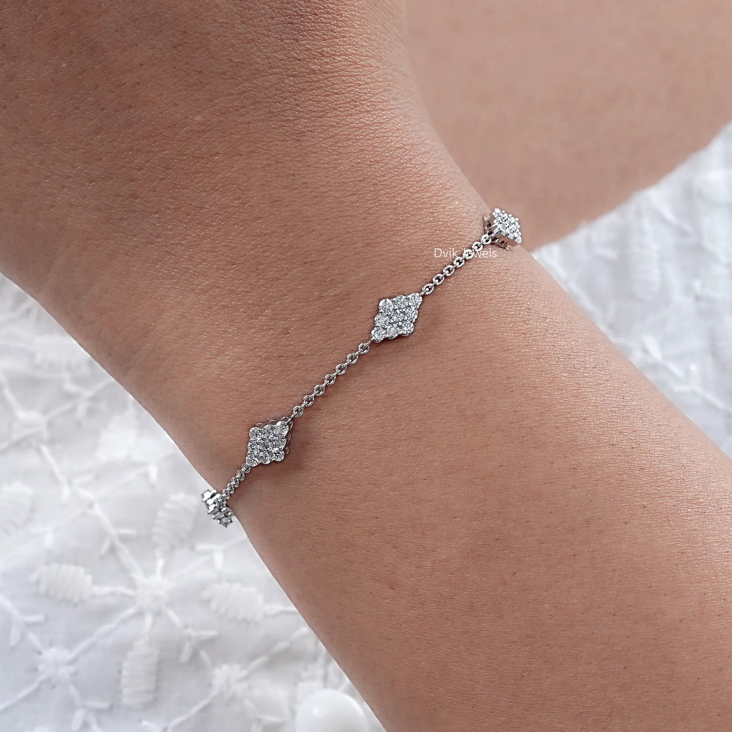 Round Cut Lab Diamond Flower Style Chain Bracelet