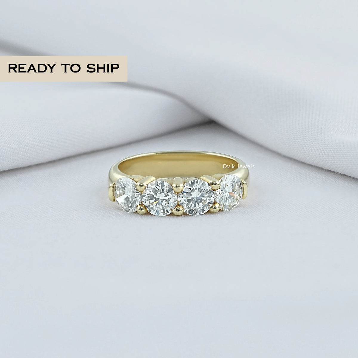 Round Lab Grown Diamond Wedding Band