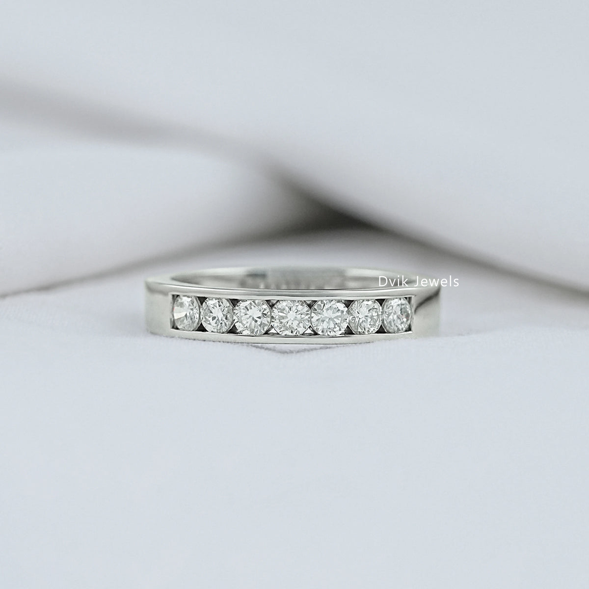 Seven Stone Round Diamond Channel Set Men's Band Band