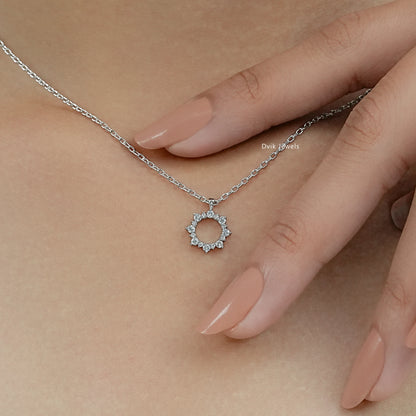 Floral Style Round Diamond Dainty Pendant Pendant
