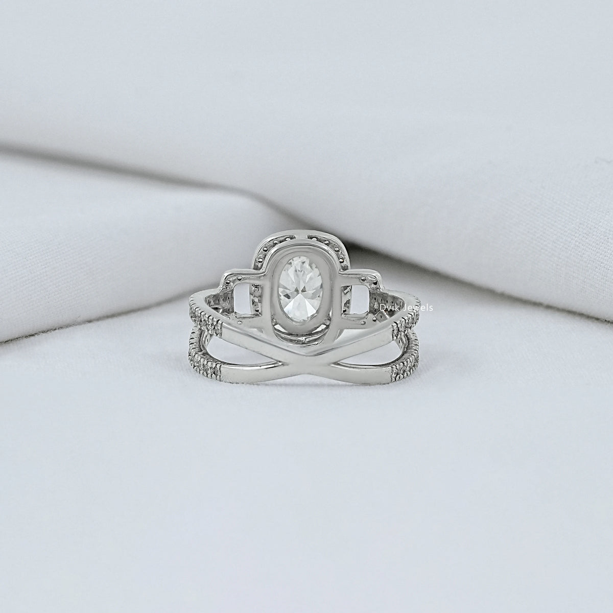 Split Shank Oval Cut Halo Engagement Ring
