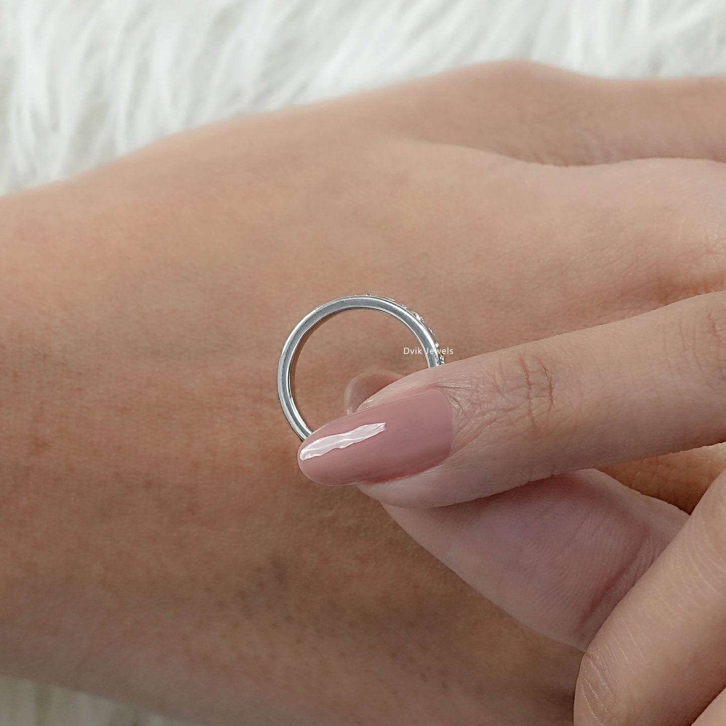 Round Cut Diamond Scattered Bezel Set Wedding Band