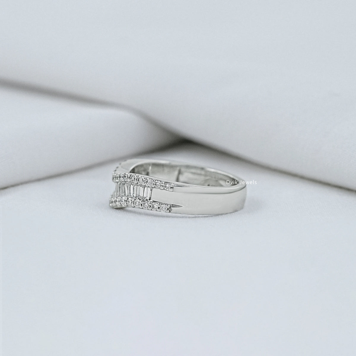 Tapered Baguette & Round Diamond Three Row Curved Band