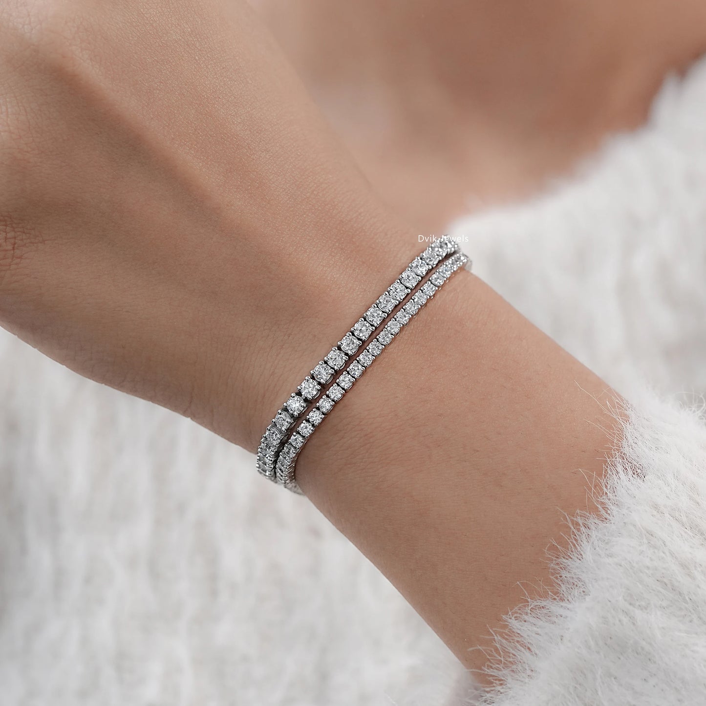 Lab Grown Round Cut Diamond Tennis Bracelet