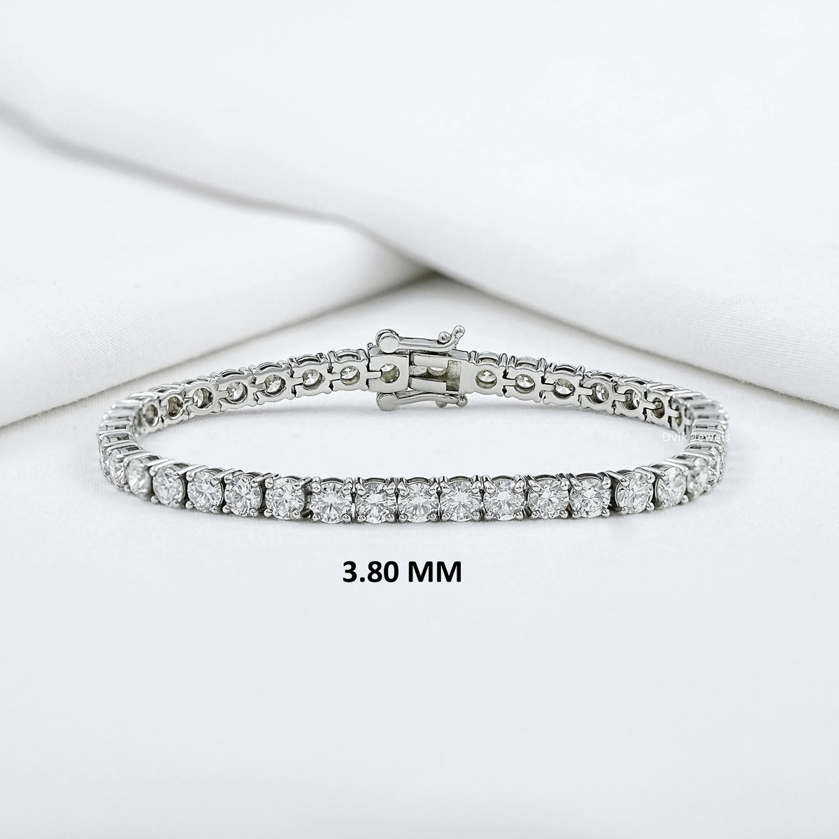 Brilliant Lab Grown Round Diamond Tennis Bracelet