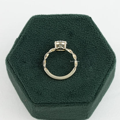 Round Cut Solitaire Engagement Ring with Twisted Diamond Band