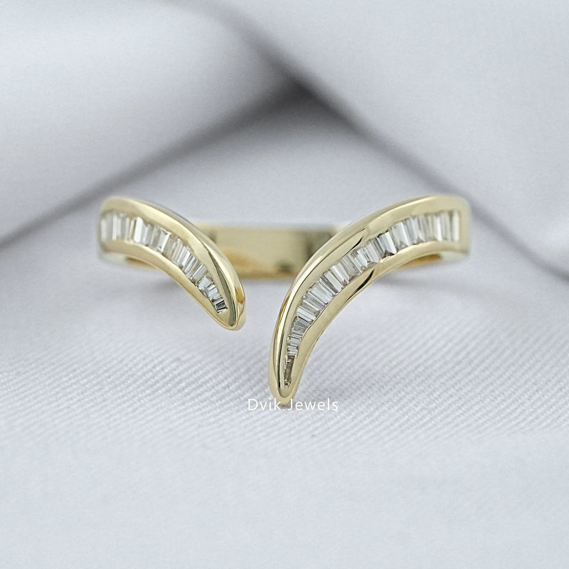 V Shape Tapered Baguette Cut Lab Diamond Curved Band