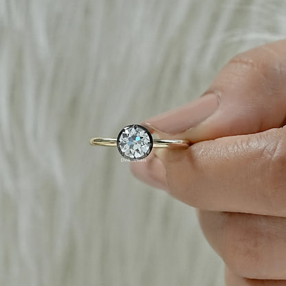 Round solitaire engagement ring settings for a timeless and elegant look.