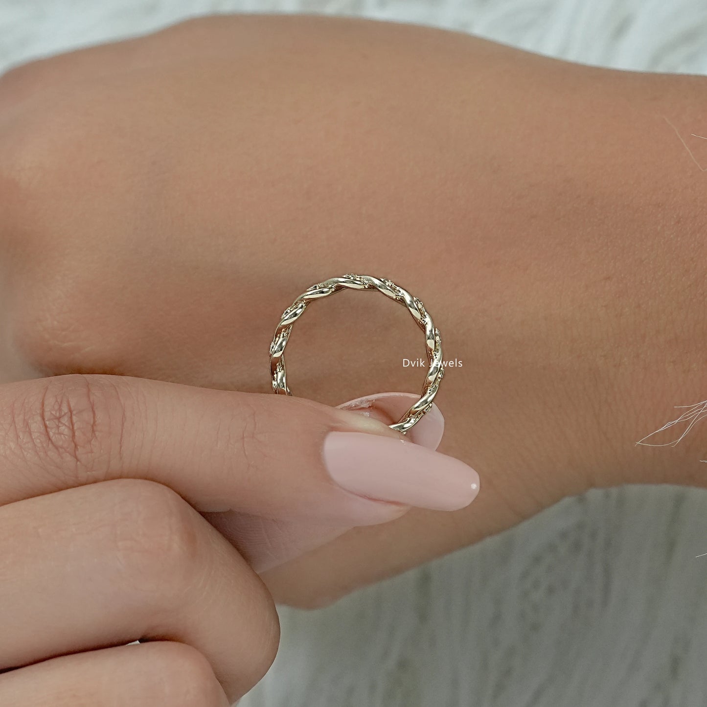 Infinity Round Diamond Eternity Band Band