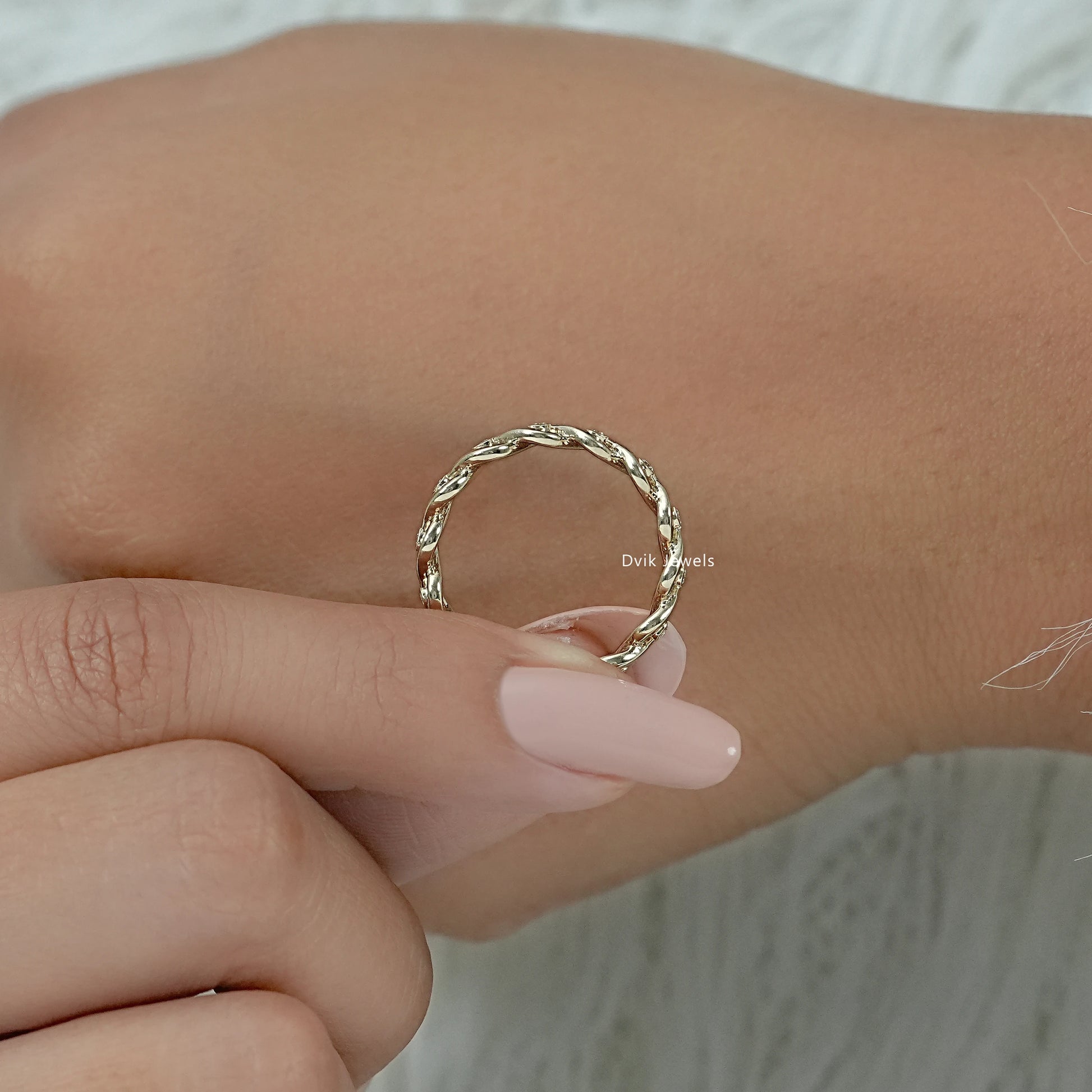 Infinity Round Diamond Eternity Band Band