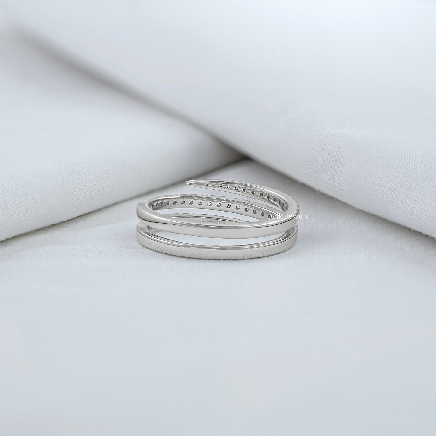 Round Cut Lab Diamond Spiral Wrap Ring Ring