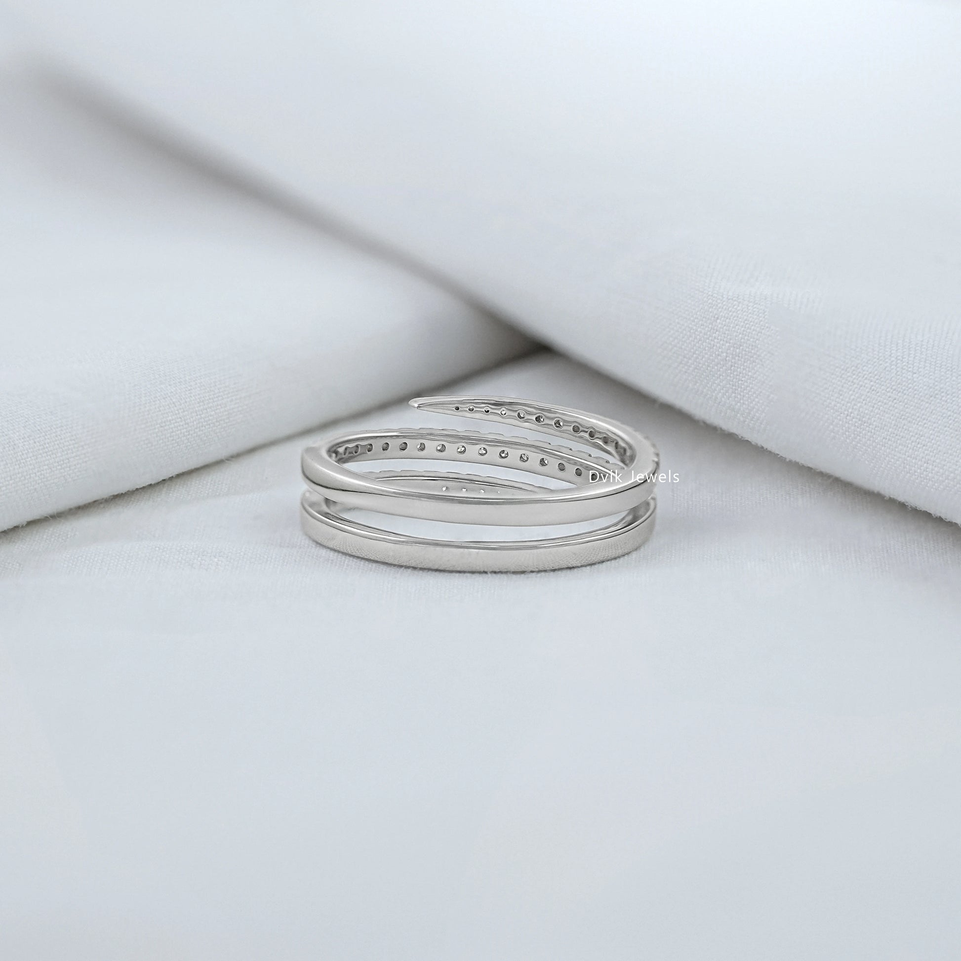 Round Cut Lab Diamond Spiral Wrap Ring Ring