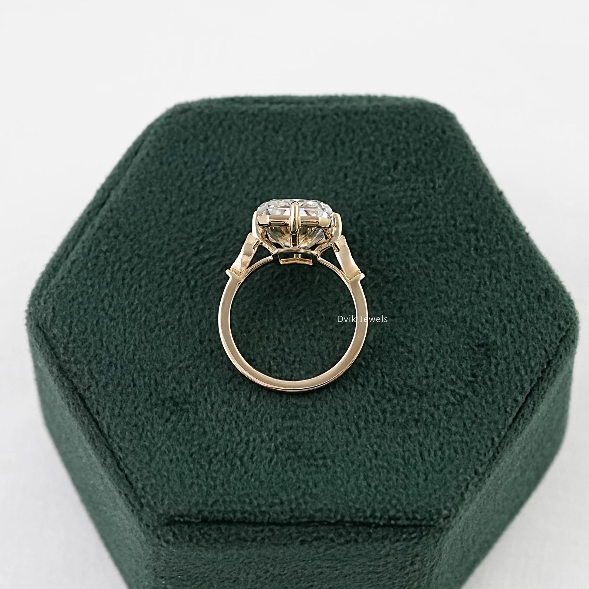 14k gold wedding bands for women featuring a unique hidden halo.