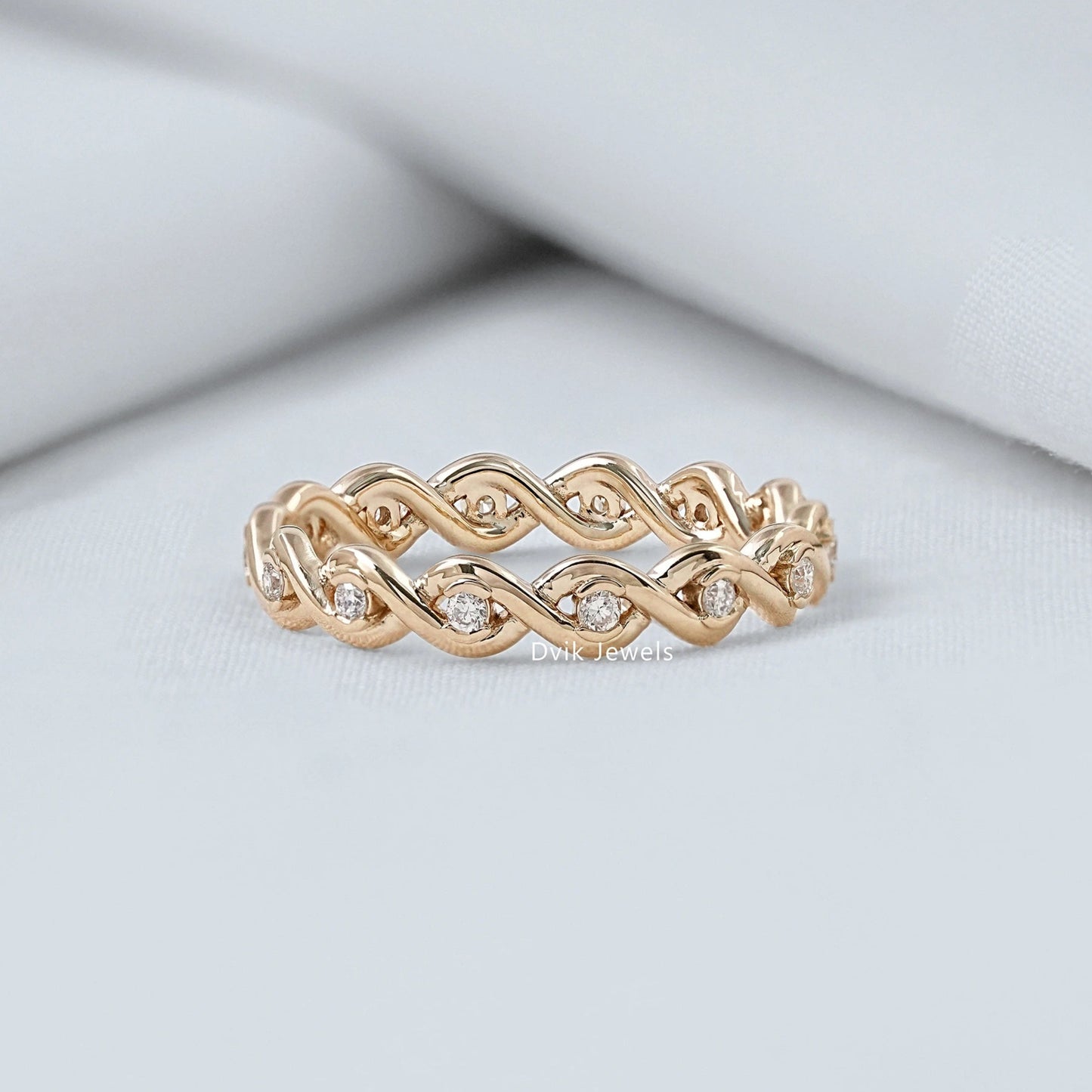 Infinity Round Diamond Eternity Band Band