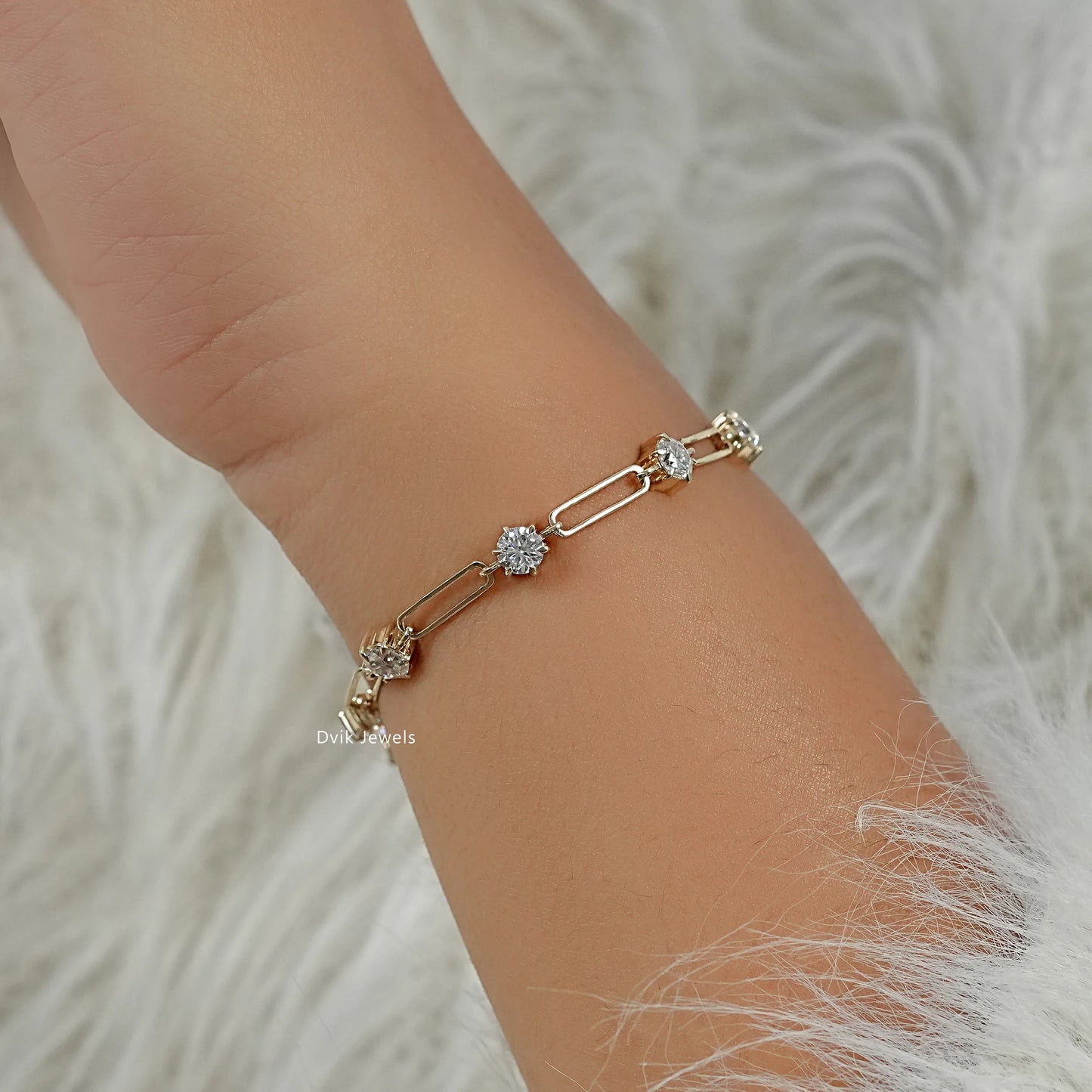 Round Cut Diamond Paperclip Link Station Bracelet Bracelet