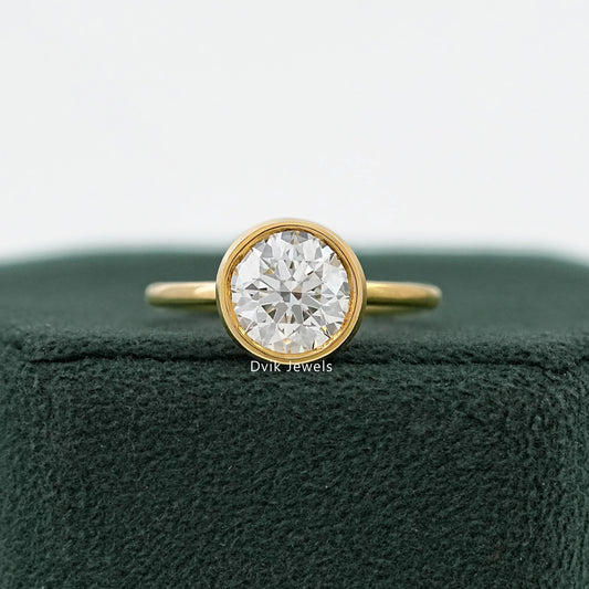 Round Lab Diamond Bezel Set Engagement Ring Ring