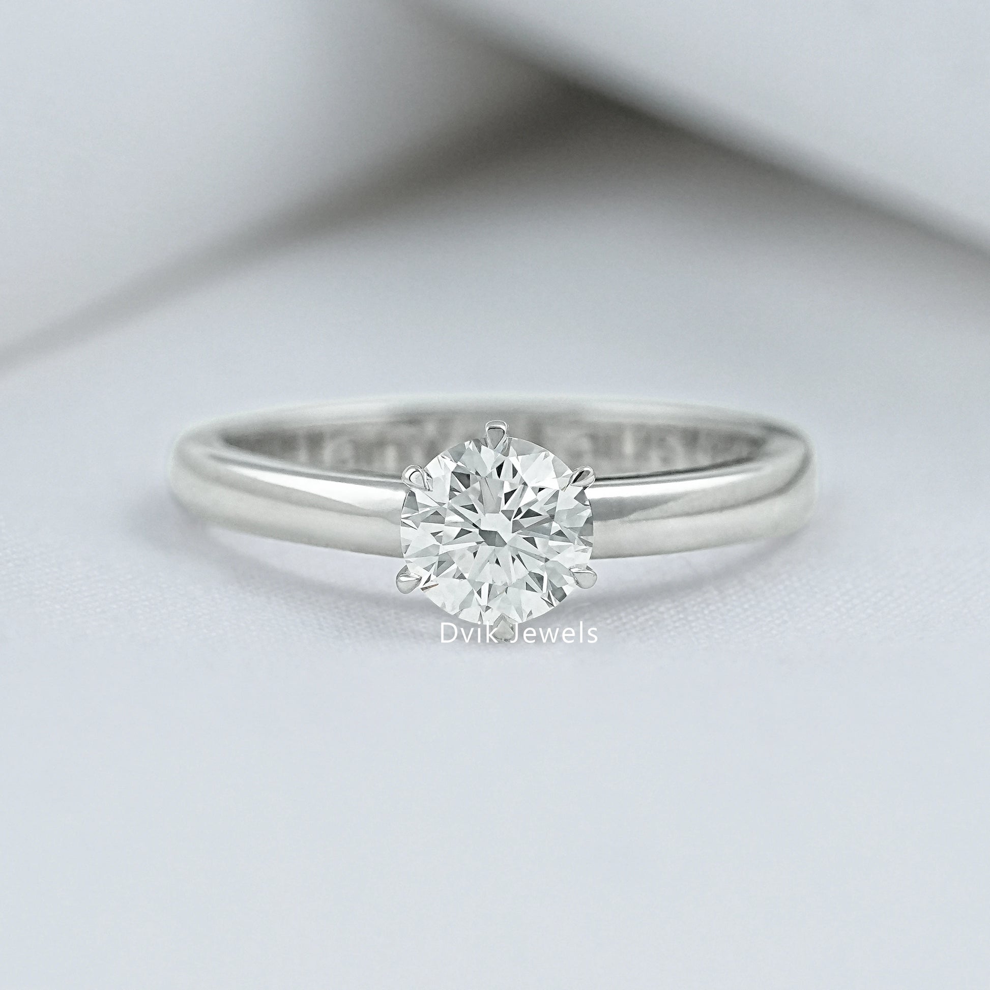 Round Diamond Solitaire Promise Ring Ring