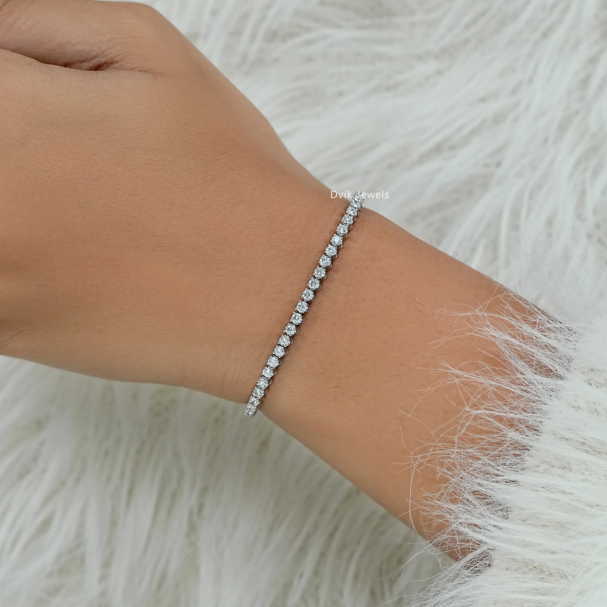 Round Lab Grown Diamond Tennis Bracelet Bracelet